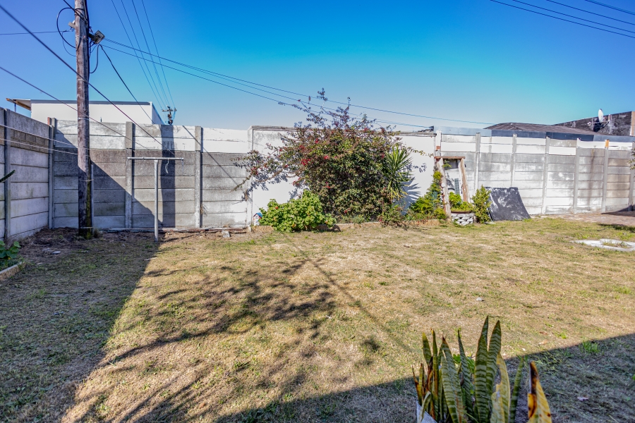 3 Bedroom Property for Sale in Ruyterwacht Western Cape